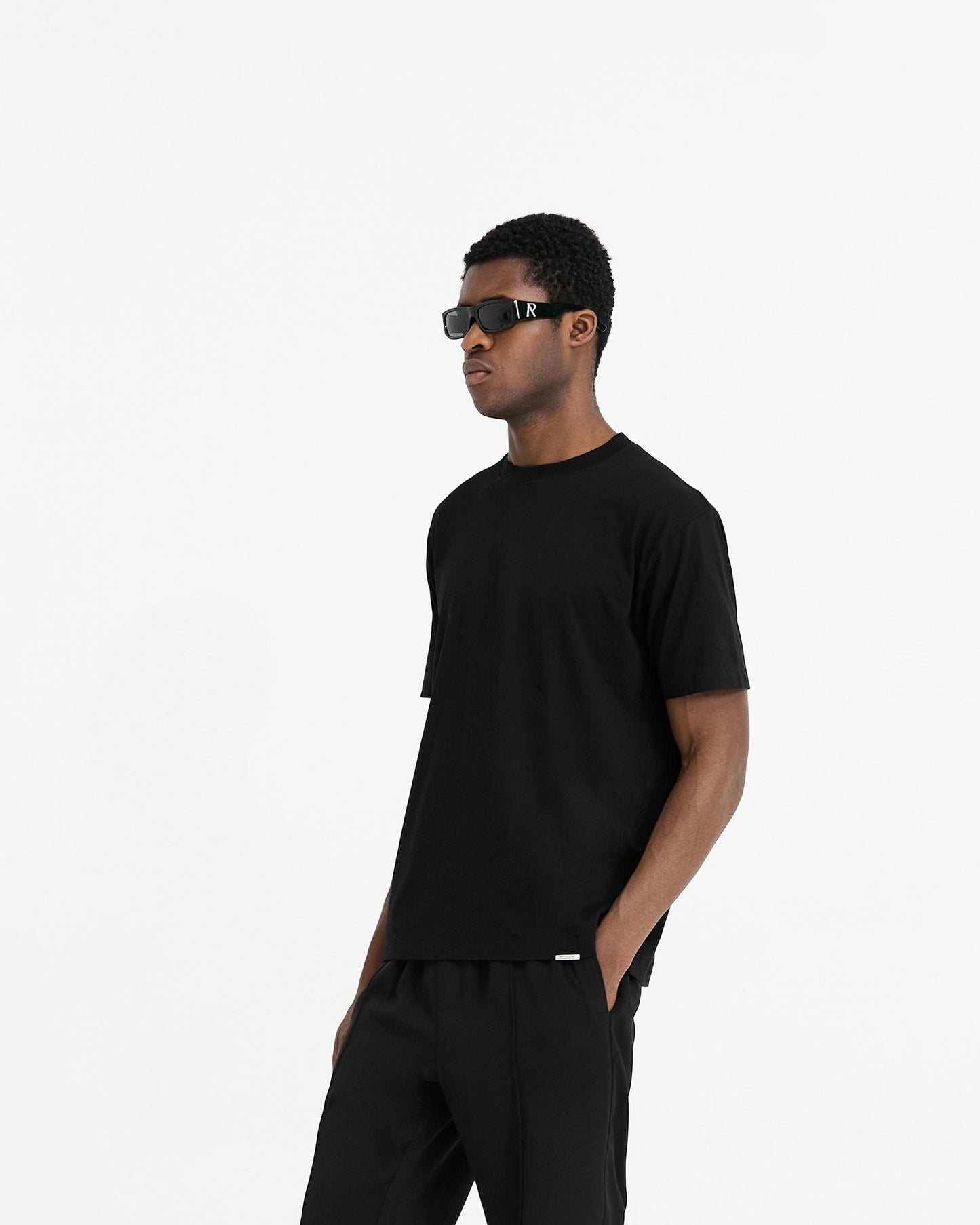 Initial T-Shirt - black