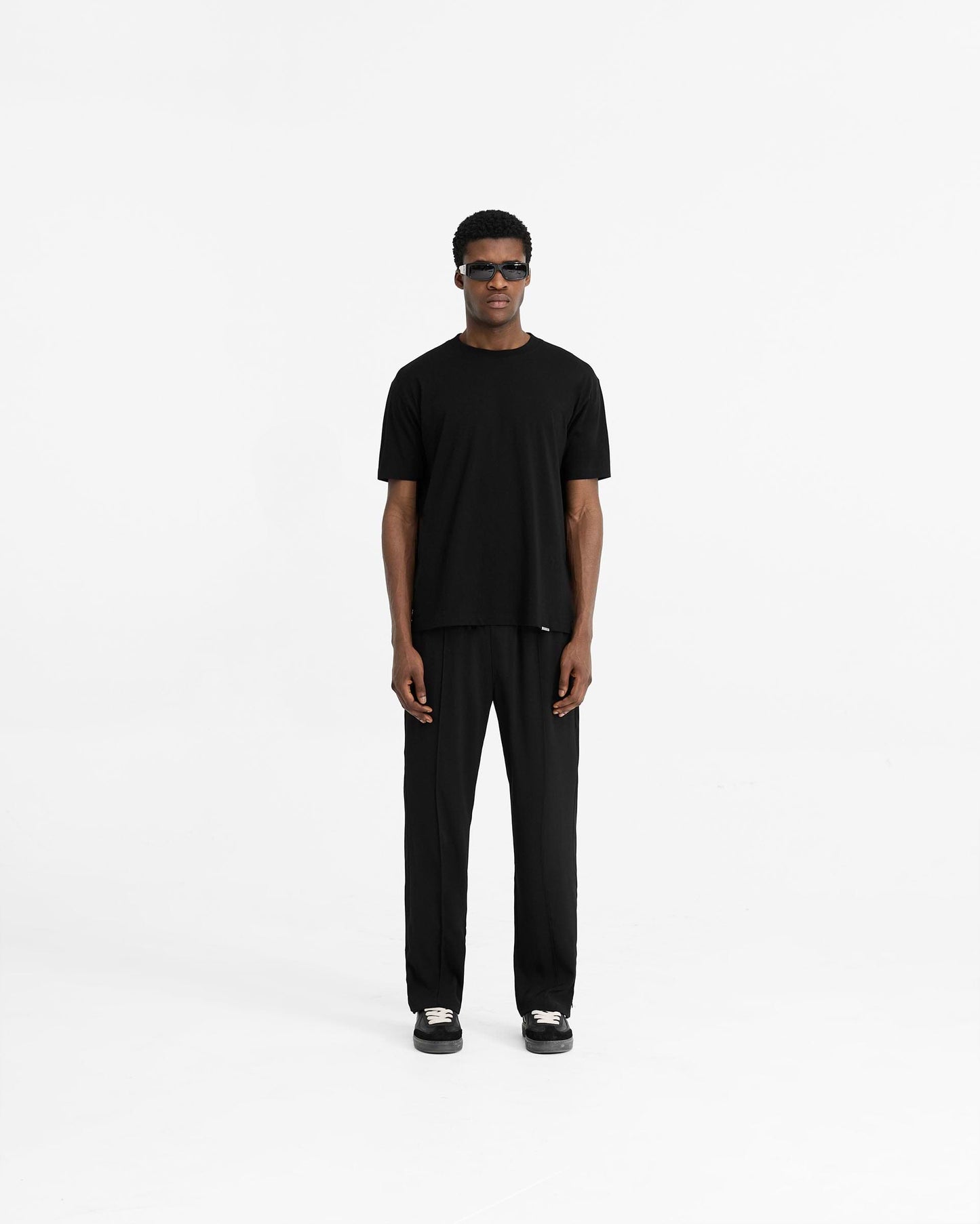 Initial T-Shirt - black